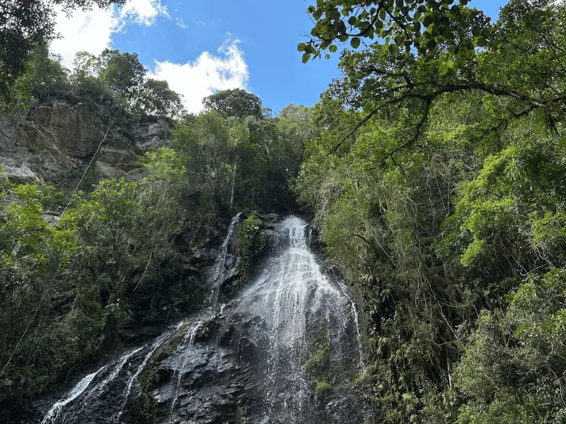 Cachoeira de 40 metros no Recanto Salto Boa Vista